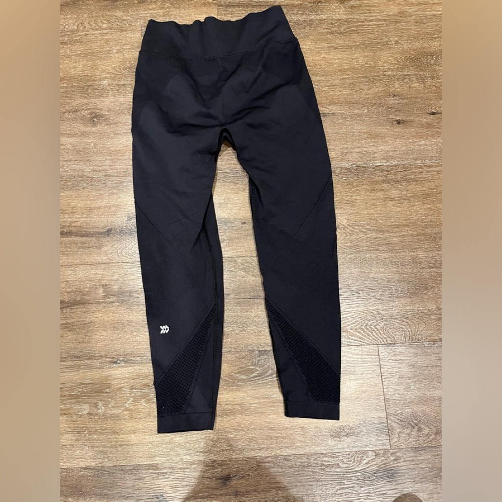 All in motion leggings